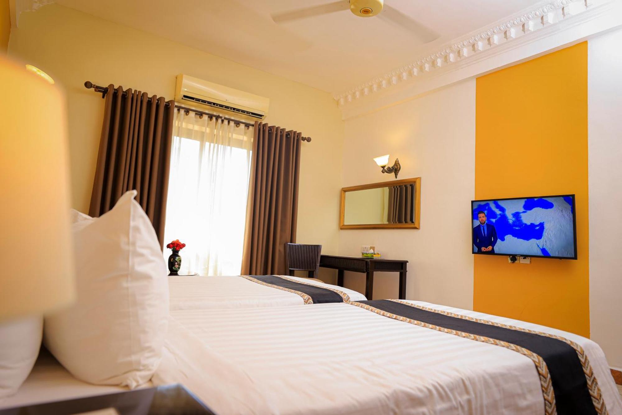 Colosseum Boutique Hotel & Spa Dar es Salaam Esterno foto