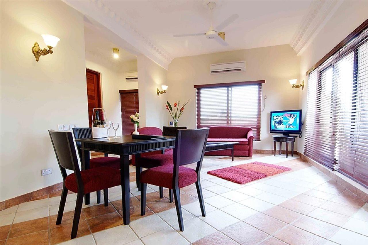 Colosseum Boutique Hotel & Spa Dar es Salaam Esterno foto